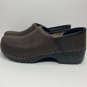 BJORK Swedish Comfort Men's Professional Oiled Leather
Clogs (47 Men’s 13)
